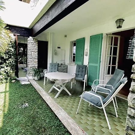 Bionda Villa Sirmione