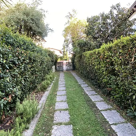 Bionda Villa *